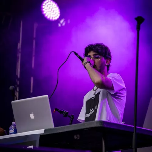 DJ DMDOLLA